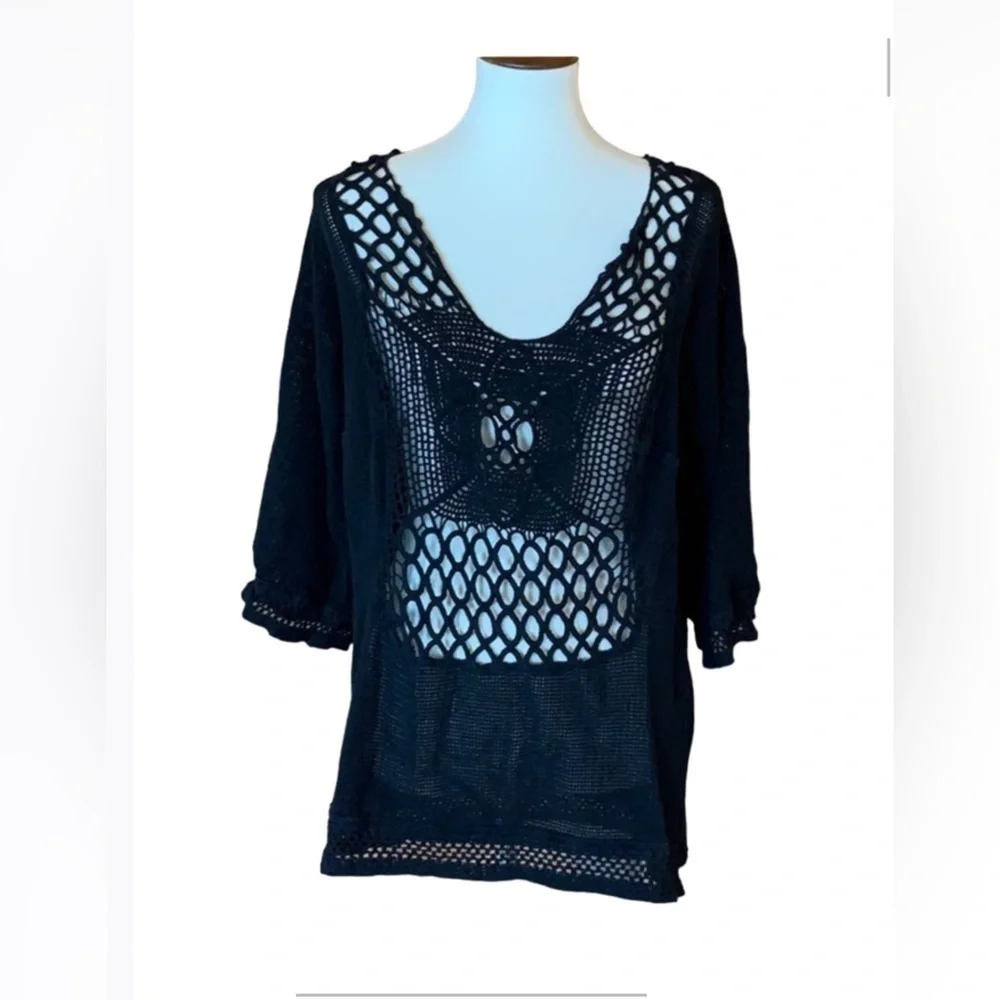Soft Surroundings black crochet top/coverup Size Small